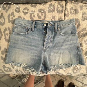 Madewell NWOT Relaxed Denim Jean Shorts - Size: 26